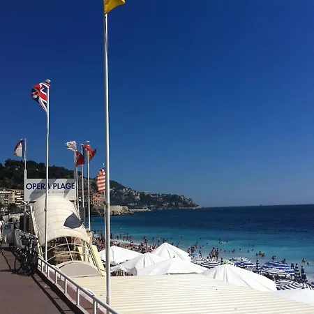 Cresp מלון ניס