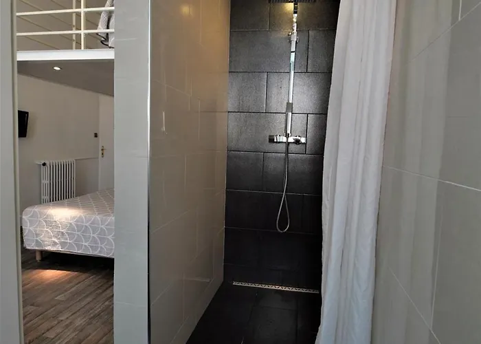 호텔 크레스프 2*