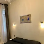 Отель Cresp