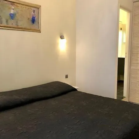 Cresp Hotel