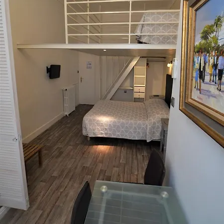 ホテル クレスプ 2*